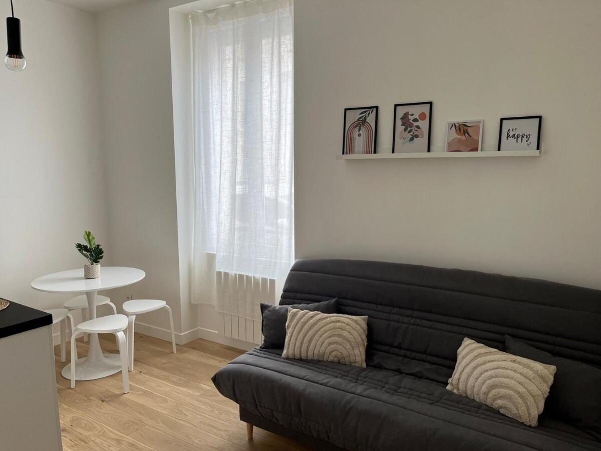 Appartement Cosy A 1 Min De Paris Charenton-le-Pont Bagian luar foto